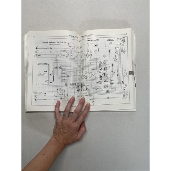 VOLVO 140 Book 1967-1974 Tune Up Shop Car Repair Service Rare CLYMER Manual A222 - Picture 7 of 11